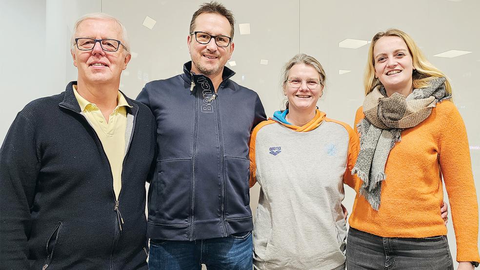 Claus-Bernhard Holle (von links), Jens Reepmeyer, Svenja Münzberg, und Ellen Huisinga haben ihre Kampfrichter-Lizenz erhalten. Dörte Vogelsang hat dies ebenfalls geschafft.  © Foto: privat