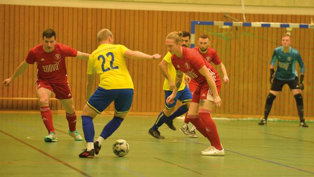 Bunde erzielt 20 Tore und holt den Gruppensieg