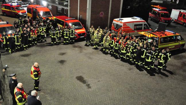 Feuerwehr hilft beim Hochwasser in Meppen