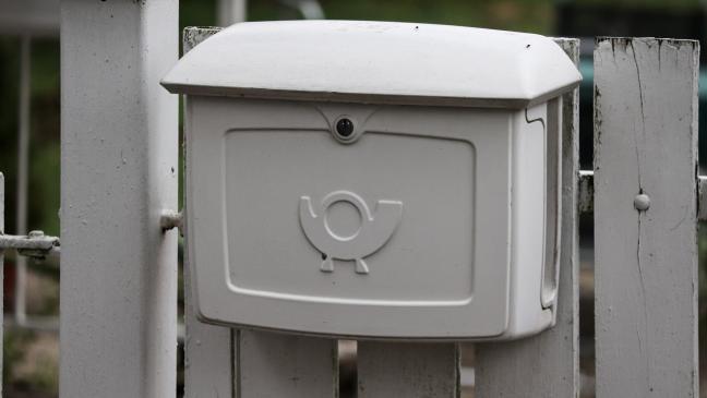 Briefkasten mit Böller zerstört