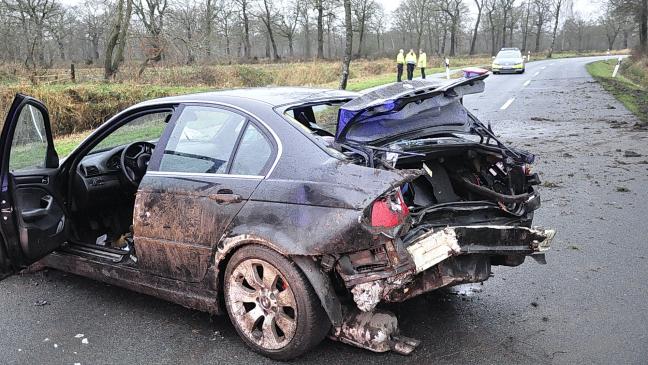 Junger Mann bei Verkehrsunfall schwer verletzt