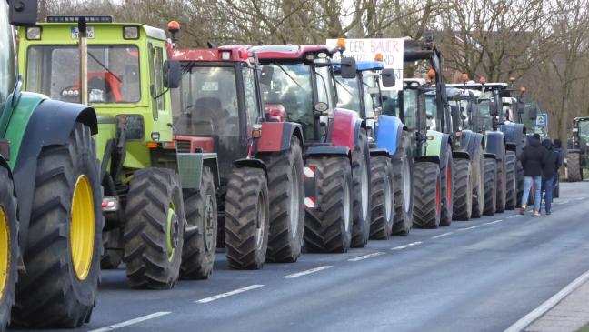 Bauern-Blockaden im ganzen Land