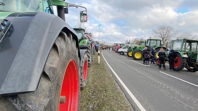 Brücken-Blockade auch am Dienstag