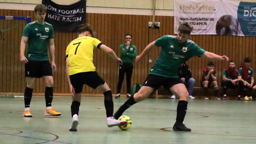 Der BSV Bingum verlor alle drei Partien bei der Stadthallenmeisterschaft - gegen Nüttermoor mit 0:1. © Ammermann