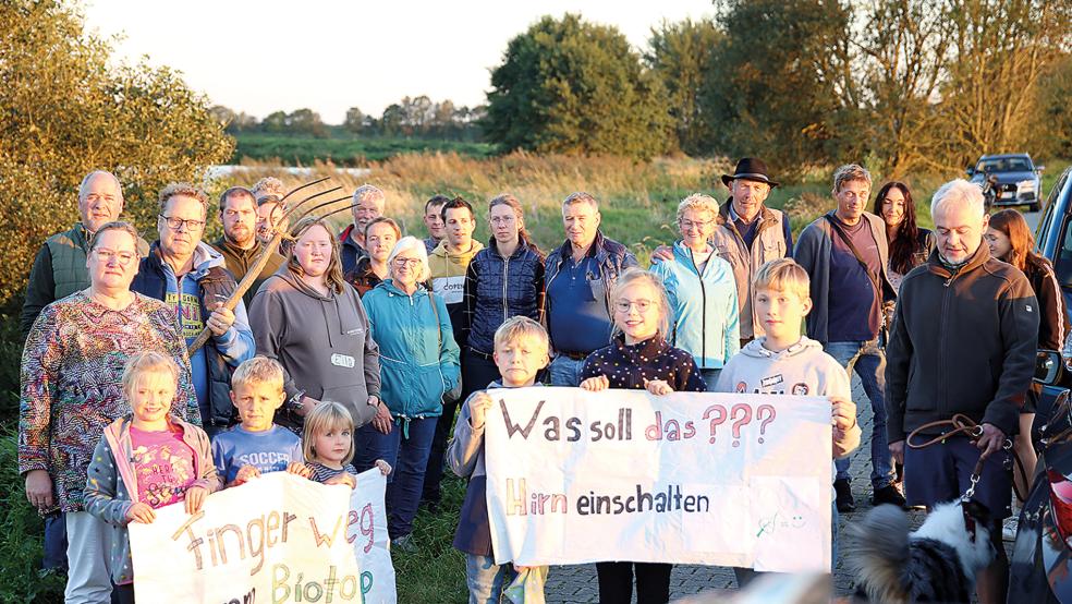 Protest gegen den Kahlschlag am Swartwolder Kolk: Anwohner sind gegen die Pläne des NABU.  © Foto: privat