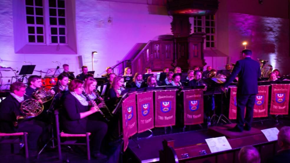 Der TMV Weener lädt zum Neujahrskonzert in die Georgskirche.  © Foto: privat