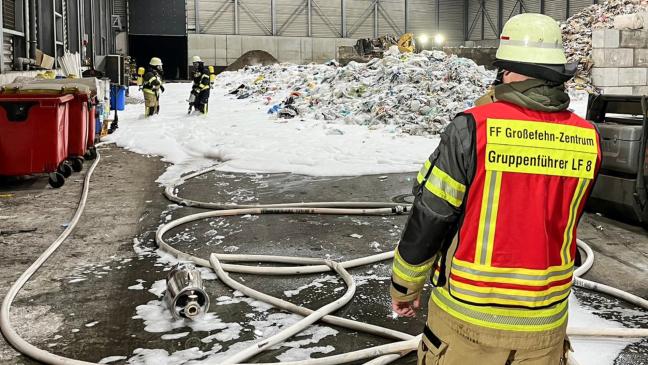 Feuerwehren verhindern Großbrand