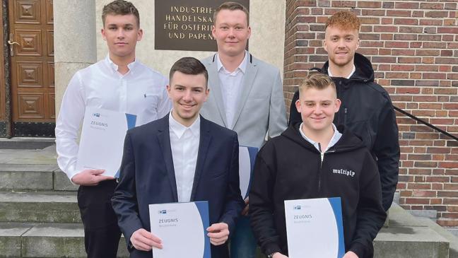 Abschlusszeugnisse für Industriemechaniker