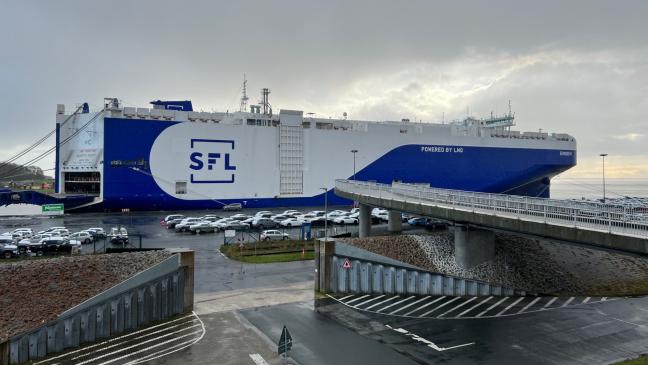 Emden bleibt Auto-Drehscheibe von Weltruf