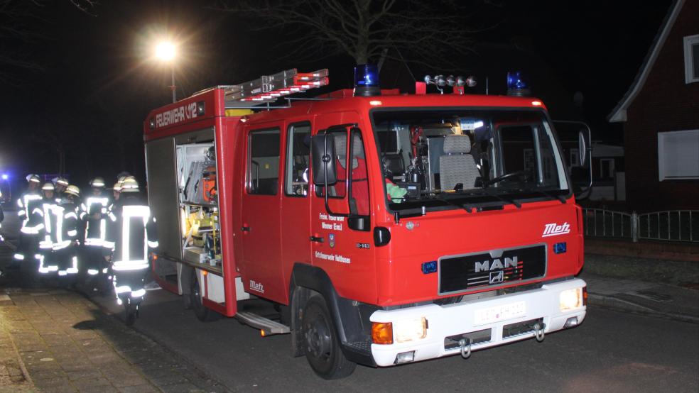 Die Feuerwehren Weener und Holthusen waren heute am frühen Morgen an der Mittelstraße in Holthusen im Einsatz. © Feuerwehr/Rand