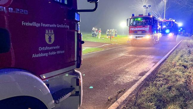 Audi prallt gegen Baum: 20-Jähriger tödlich verletzt