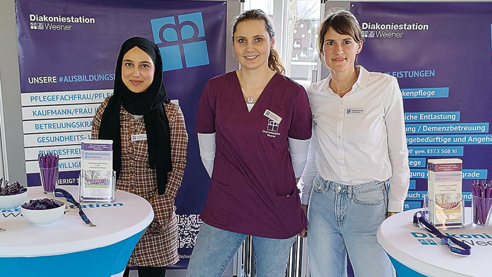 Das Team der Diakoniestation Weener auf der Ausbildungsmesse der Oberschule Weener. © Foto: privat