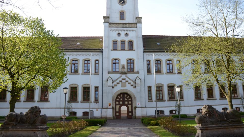 Einer 46-Jährigen wird zur Last gelegt, ihre Töchter massiv misshandelt zu haben. Außerdem wird ihr sexueller Missbrauch an einer ihrer Töchter vorgeworfen. © Symbolfoto: Hanken