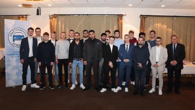 Ostfrieslands Nachwuchs im Kraftfahrzeug-Handwerk überzeugt