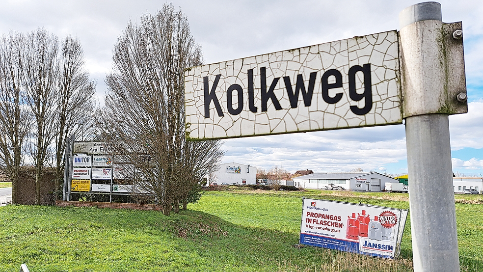 Statt das Gewerbegebiet am Kolkweg in Holtgaste zu erweitern, wird die Gemeinde Jemgum eine Fläche von 4,8 Hektar an die Pro Engeno Klima und Soziales GmbH verpachten.  © Foto: Szyska