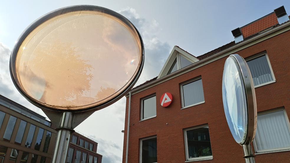 Aktuell gibt es im Bezirk der Agentur für Arbeit Emden-Leer 2311 offene Stellen, das sind 12,6 Prozent weniger als im Vergleichsmonat des Vorjahres. © Szyska