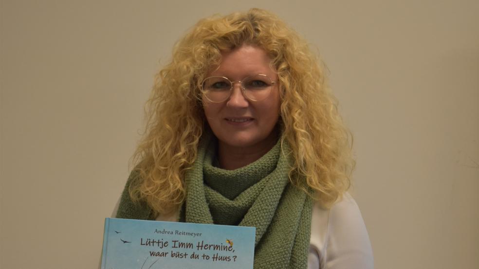 Elke Fresemann ist Plattdeutschbeauftragte der Gemeinde Bunde. © Kuper