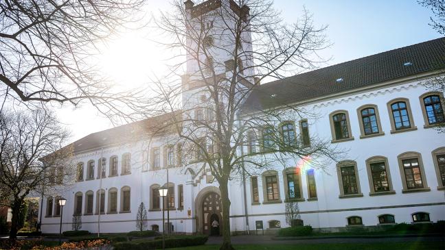 Erst ins Gefängnis - dann in Therapie