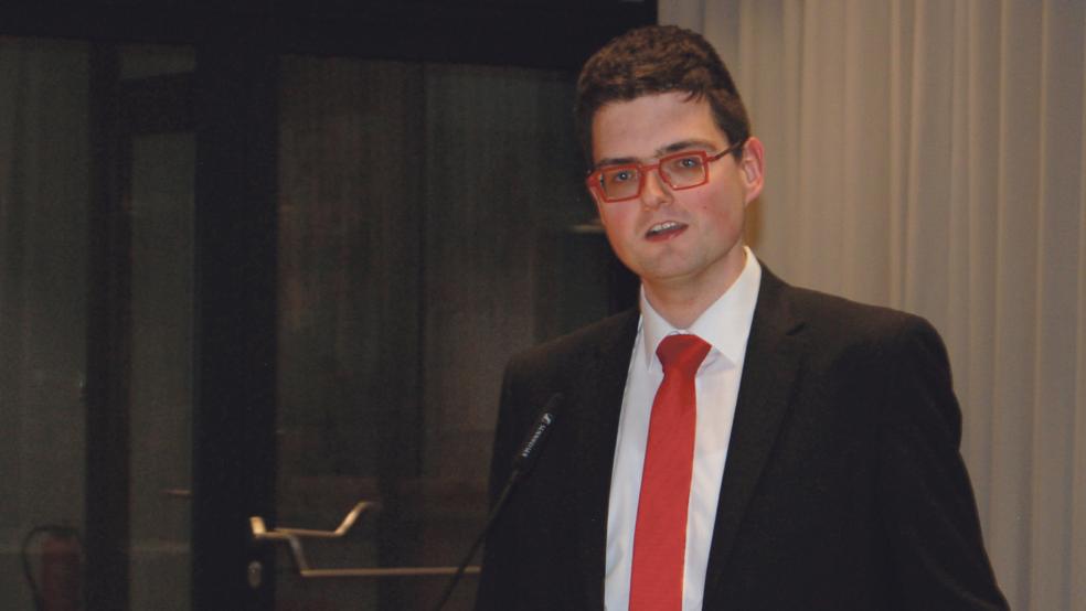 SPD-Kreistagsabgeordneter Geert Hüser geht von einem satten Plus im Jahresabschluss 2023 aus.  © Foto: Hoegen