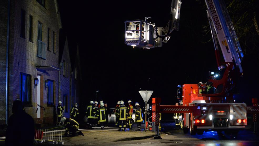 35 Einsatzkräfte der Feuerwehr waren bei dem Brand im Einsatz. © Born
