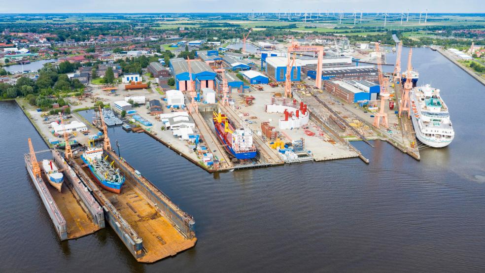 Blick auf das Gelände der Emder Werft und Dock GmbH in Emden, auf dem einst die Nordseewerke beheimatet waren. © EWD/Tobias Bruns