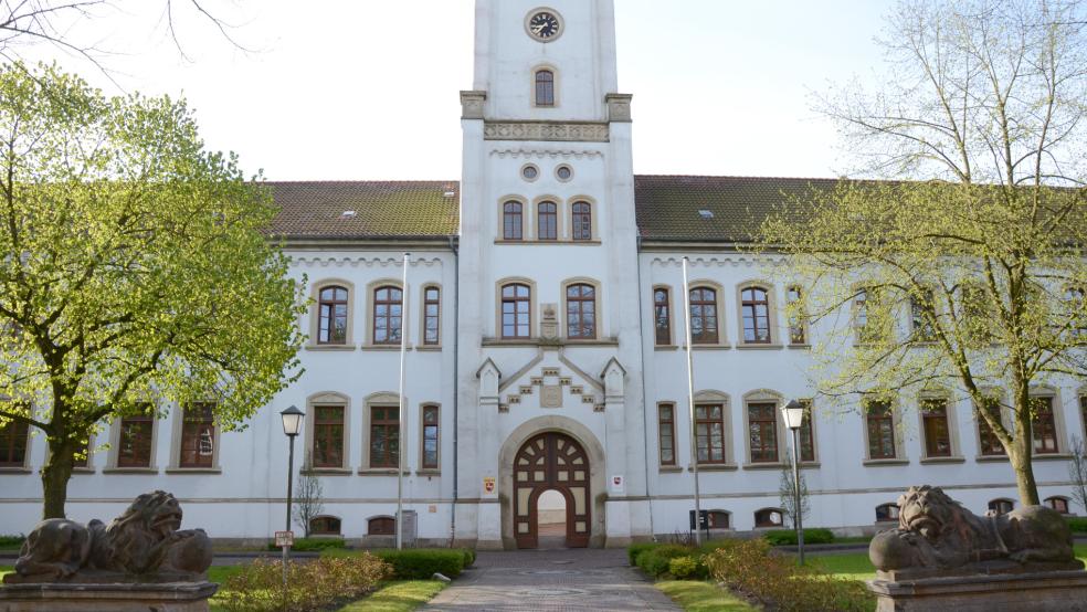 Vor dem Landgericht Aurich läuft derzeit die Verhandlung im Fall eines 52-Jährigen, der einen Mann erpresst haben soll. © Symbolfoto: Hanken