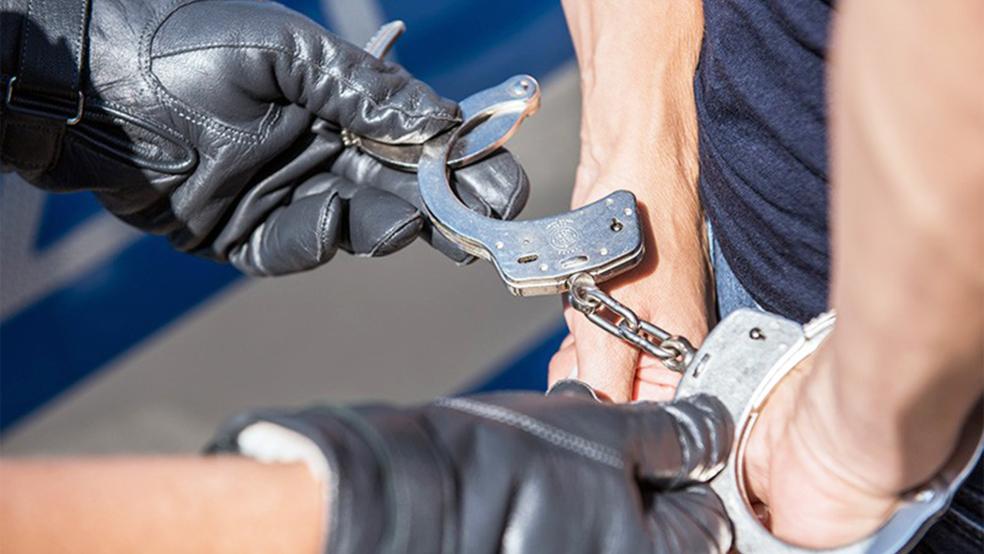 Am Osterwochenende hat die Bundespolizei am Leeraner Bahnhof zwei Haftbfehle vollstreckt.  © Foto: Bundespolizei