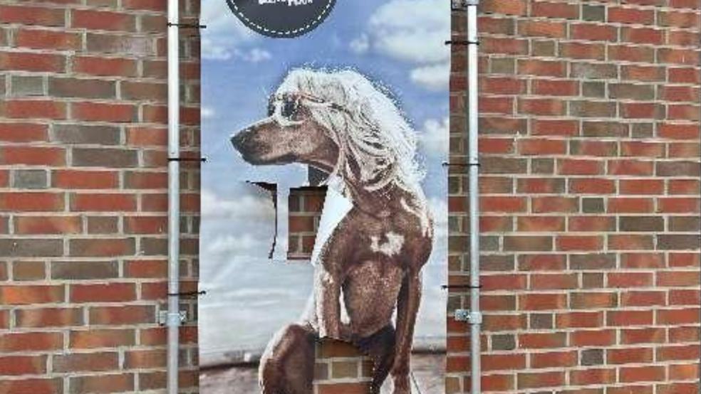 Dieses Banner wurde beschädigt. © Foto: Polizei