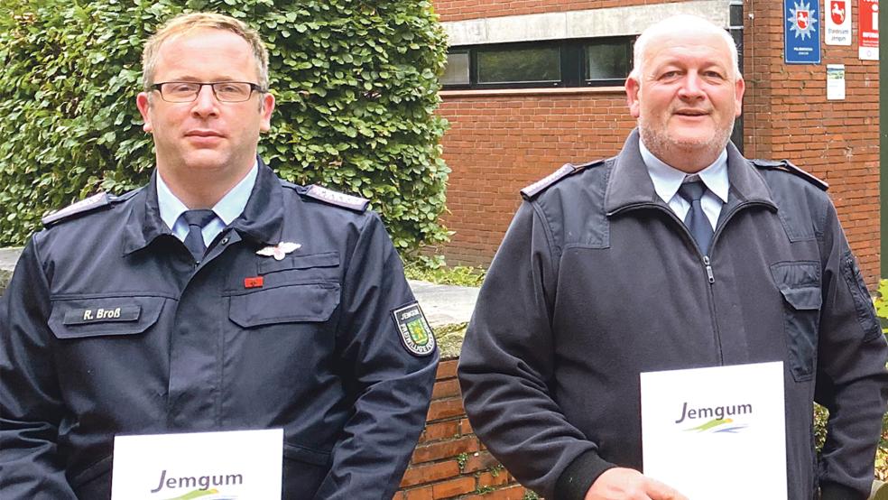 Ralph Janssen (rechts) war im September 2021 zum Ortsbrandmeister ernannt worden. Nach seinem Rücktritt übernimmt vorerst sein Stellvertreter Ralf Broß (links) die Amtsgeschäfte. © Foto: RZ-Archiv