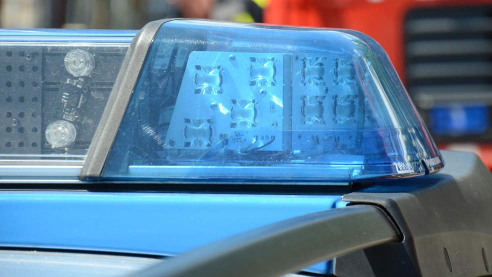 Glimpflich aus ging laut Polizei ein Unfall auf der Tichelwarfer Straße. Ein Pedelec-Fahrer wurde hier beim Abbiegen von einem hinter ihrem fahrenden Auto erfasst. © Hanken