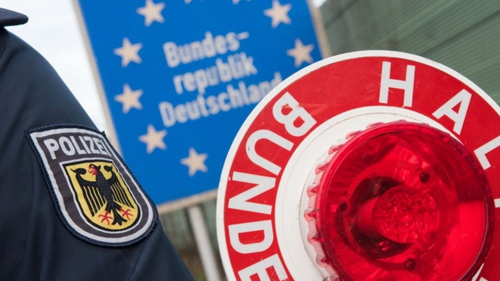 Bei einer Kontrolle an der deutsch-niederländischen Grenze gingen der Bundespolizei zwei Männer ins Netz, die mit Haftbefehl gesucht wurden. © Symbolfoto: Bundespolizei
