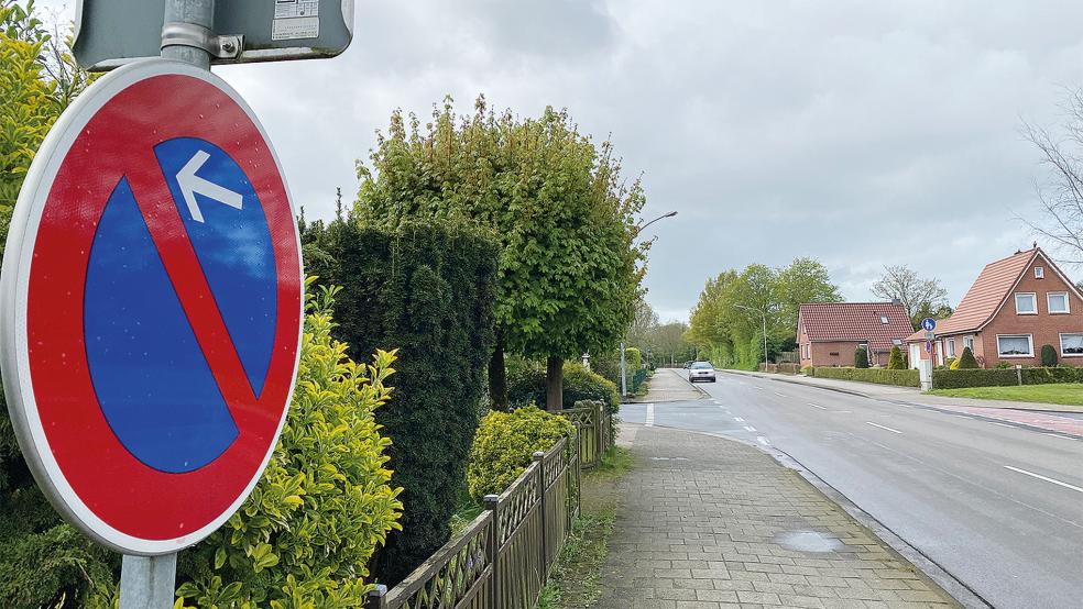 Auf der Graf-Edzard-Straße soll ein vorübergehendes Halteverbot eingerichtet werden.  © Foto: Hanken