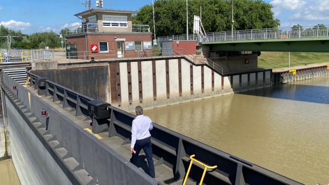 Seeschleuse für Schiffsverkehr gesperrt