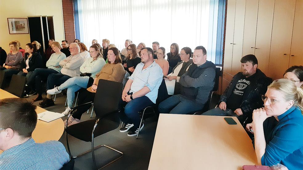 Das Interesse an der Schulbezirkssatzung war groß. Die Ratssitzung in Bunde war außergewöhnlich gut besucht.  © Foto: Berents