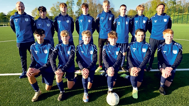 Hoodies für U16-Fußballer aus Papenburg