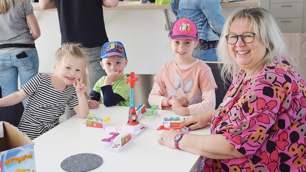 Wer schleudert den »Looping Louie« rechtzeitig hoch und gewinnt: Nala (von links), Lukas, Lina oder Dani?  © Foto: Himstedt