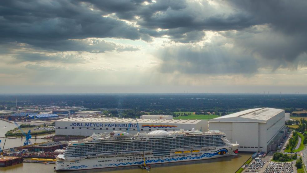 Trotz gefüllter Auftragsbücher bis 2028 sind die dunklen Wolken über der Meyer Werft nicht verschwunden. © Bruins (Archiv)