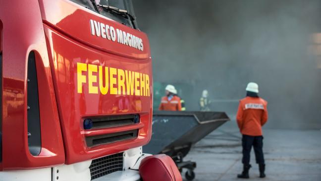 Feuerwehrmann erleidet Stromschlag