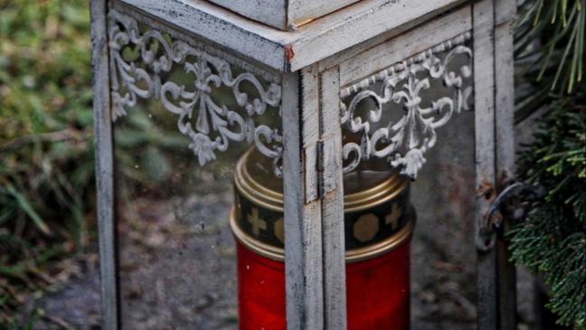 Mehrere Diebstähle auf Friedhof