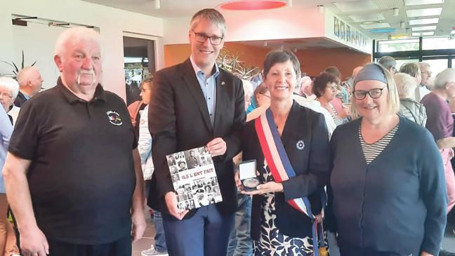 Medaille als Dank für jahrzehntelanges Band der Freundschaft