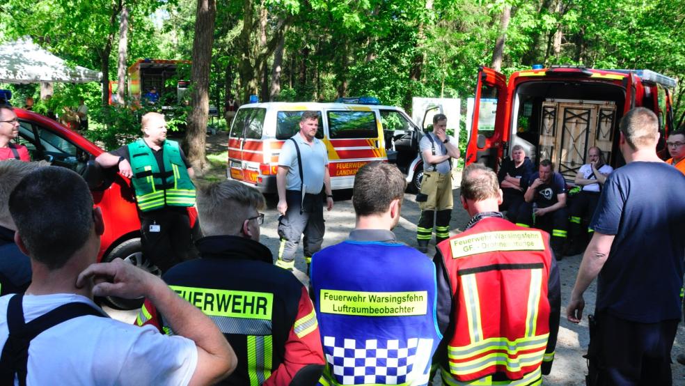 Feuerwehr und Polizei suchten nach dem Mann. © Wolters