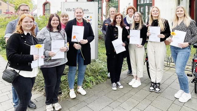 Finanzbuchhalterinnen feiern Abschluss