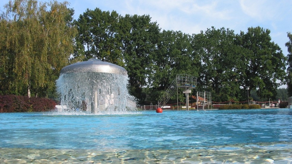 Die große Umwälzpumpe des Beckens des Freibades in Weener, hier ein Symbolfoto, ist heute am frühen Nachmittag ausgefallen. Deshalb muss das Friesenbad in Weener bis auf weiteres schließen. © Pixabay