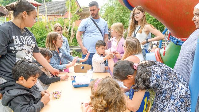 »Bunte Welt« seit halbem Jahrhundert