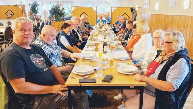 »Harmonie« stärkt Gemeinschaft beim Spargelessen