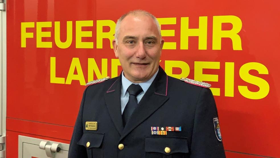 Im Februar 2023 war Heykants mit großer Mehrheit von den Orts- und Gemeindebrandmeistern zum Kreisbrandmeister gewählt und im März vom Leeraner Kreistag in das Ehrenbeamtenverhältnis berufen worden. © Archiv