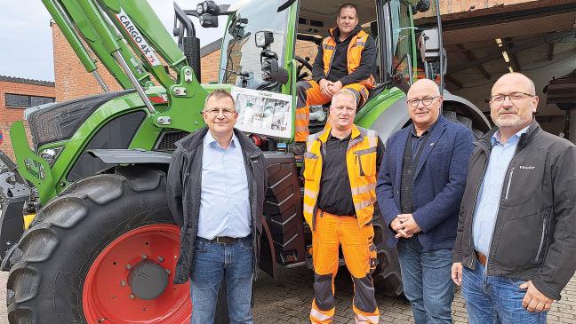 Neuer Traktor für den Bauhof