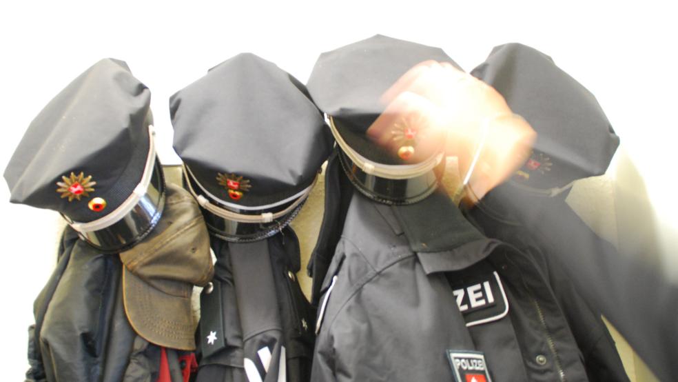 Die Flucht zweier Ladendiebe in Leer führte nicht weit. Die Polizei konnte sie kurz nach der Tat stellen. © RZ-Archiv (Hanken)