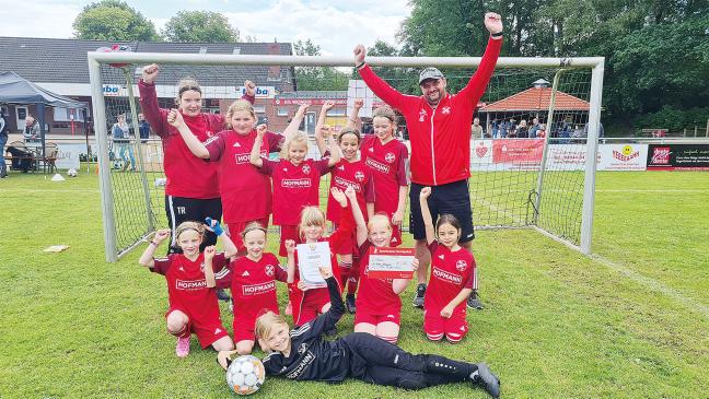 Junge Kickerinnen holen »Vizedouble«