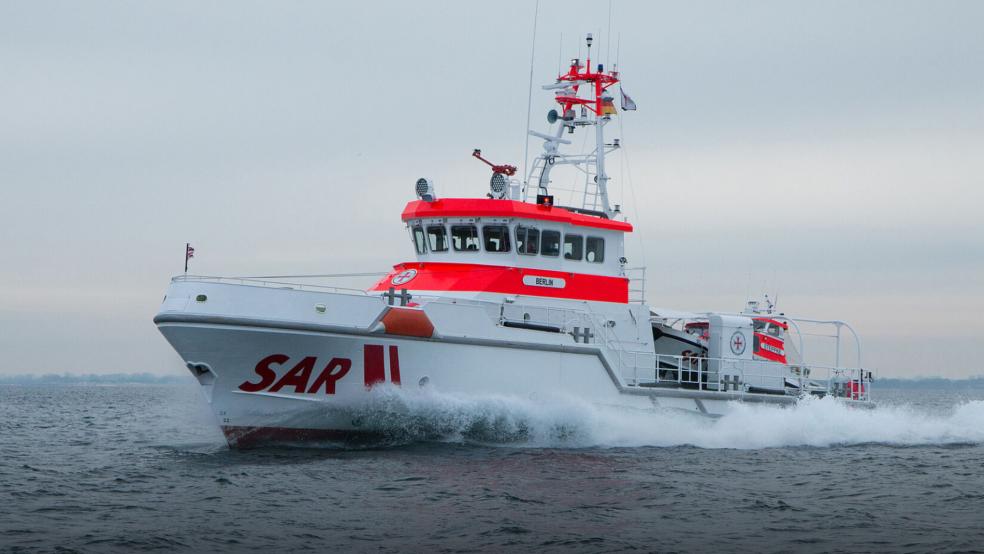 Der Seenotrettungskreuzer "Berlin" begleitete die Fischer auf der Suche nach ihrem vermissten Kollegen. © DGzRS (Archivbild)